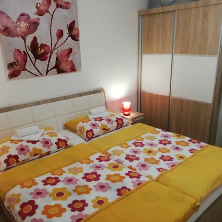 Viktorija Apartment