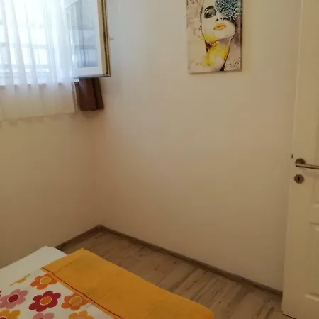 Viktorija * Split