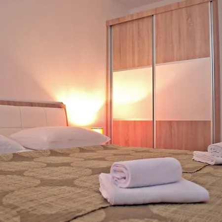 Viktorija Apartman *